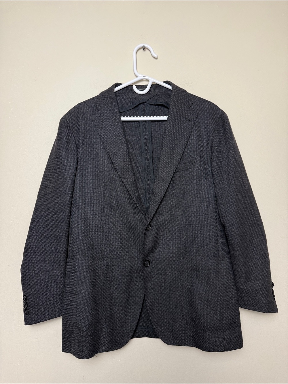 Tagliatore Men's 100% virgin wool Gray Two-Button Blazer size 52R